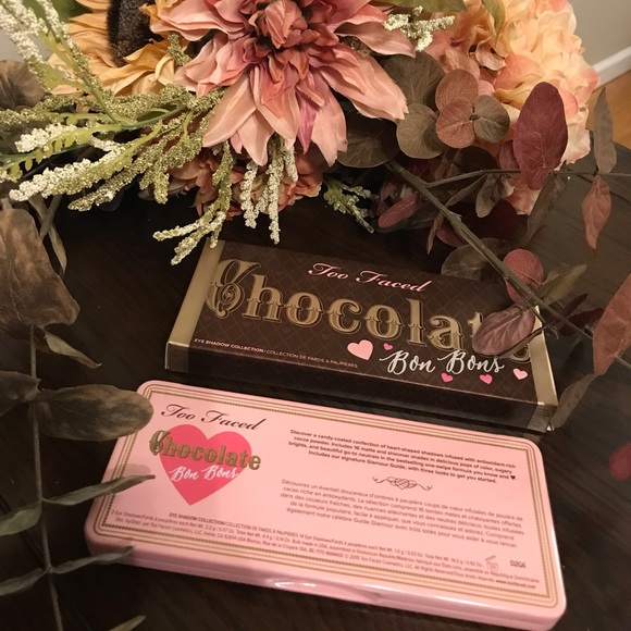 πHPπ CHOCOLATE BON BONS Eyeshadow Palette π¨ - Picture 6 of 10